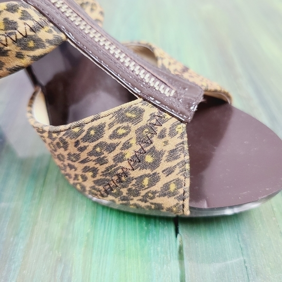 Michael Kors Leopard Heels - Picture 10 of 10